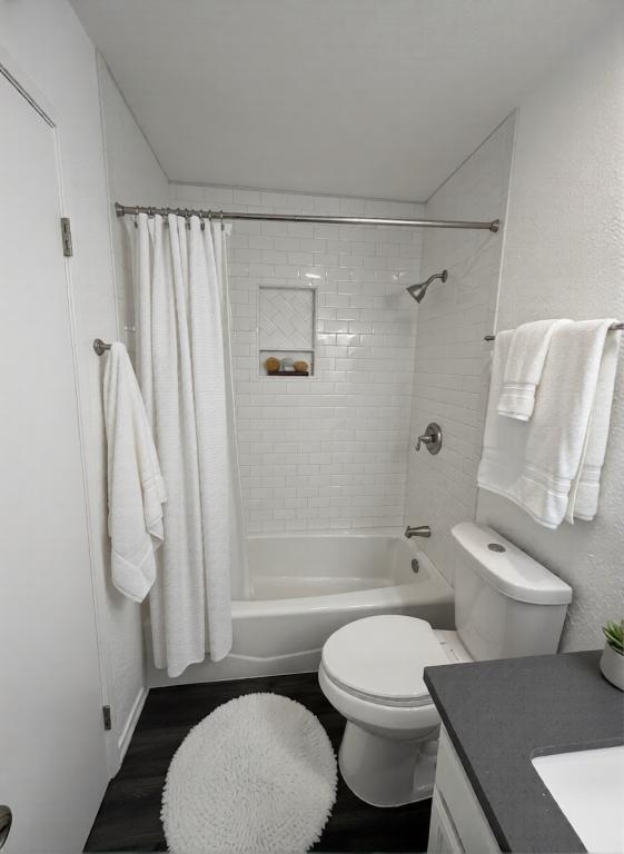 Building Photo - 9076 Cedar St