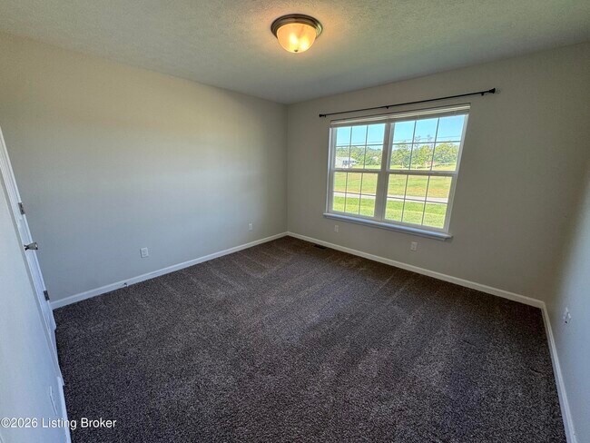 Building Photo - 25 Mandan Ct