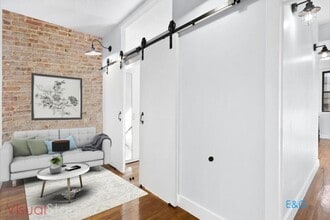 Building Photo - Garden Level 3 BR Townhouse Custom Apt.  with large private outdoor Space