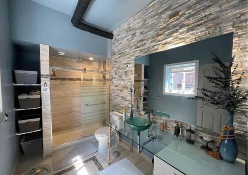 Master Bathroom - 13 S Barstow St