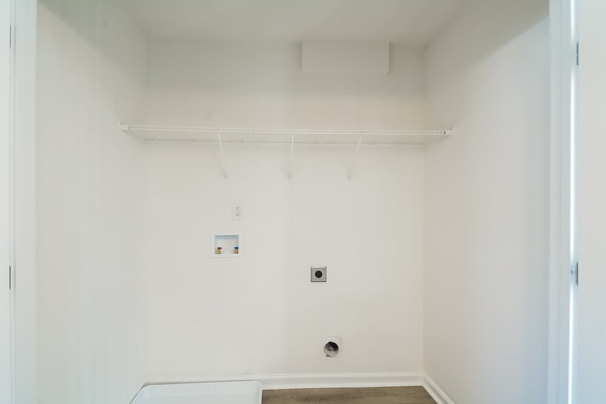 Building Photo - 138 Johnston Farms Dr