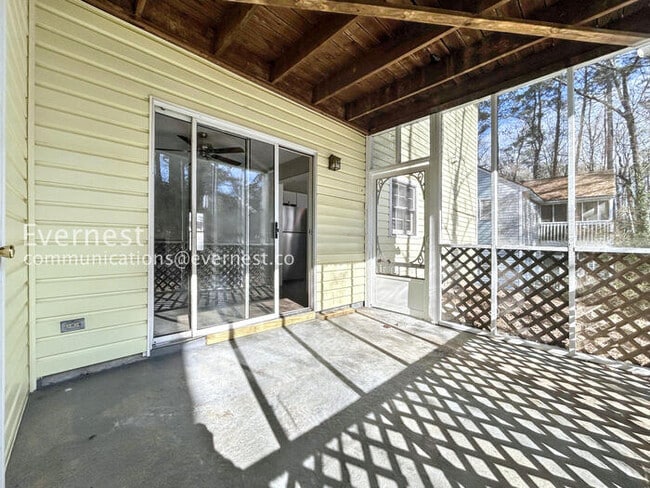 Building Photo - 295 E Burns Ct SW