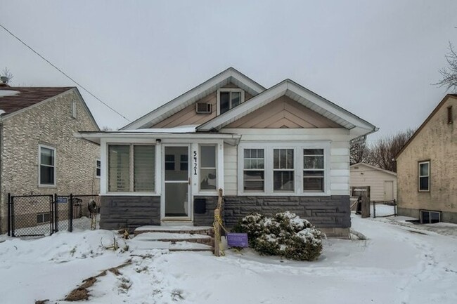 Primary Photo - 5421 30th Avenue South, Minneapolis, MN, 5...