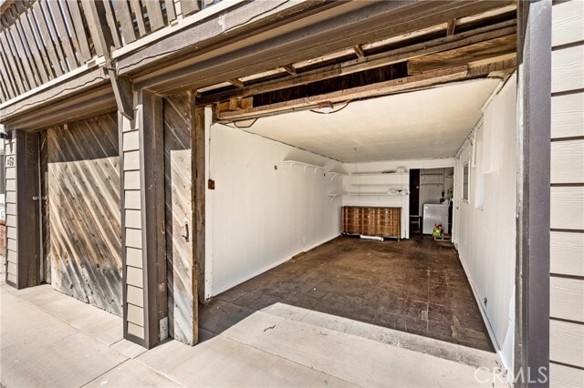 Building Photo - 58 Surfside Ave.