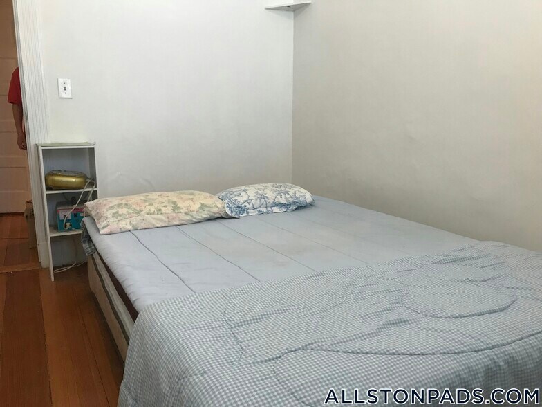 Building Photo - 97 Franklin St