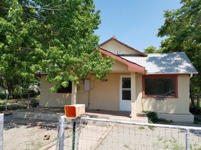 Building Photo - 3 bedroom 1 bath with large garage and shop