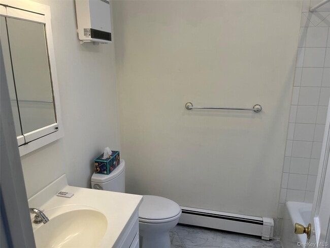 Building Photo - 17 Washington Ave