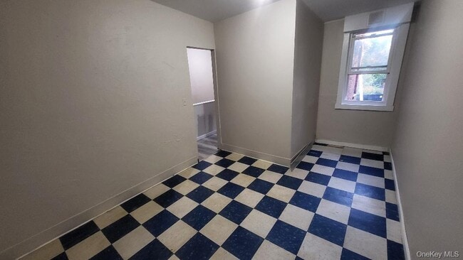 Building Photo - 212 Church St