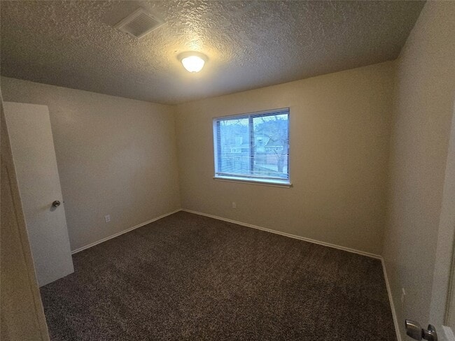 Building Photo - 19602 Cotton Creek Dr