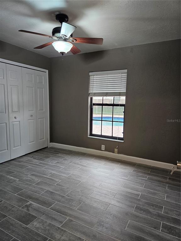 Building Photo - 4252 Prairie View Dr S