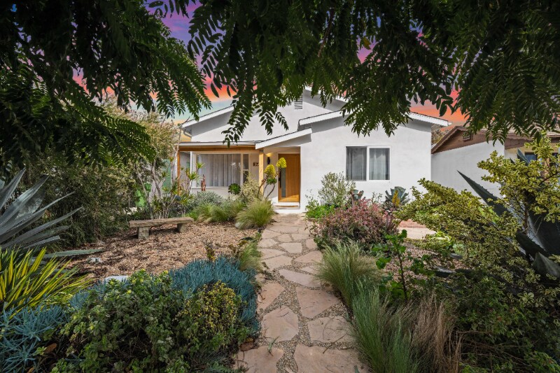 Primary Photo - 4258 Beethoven St