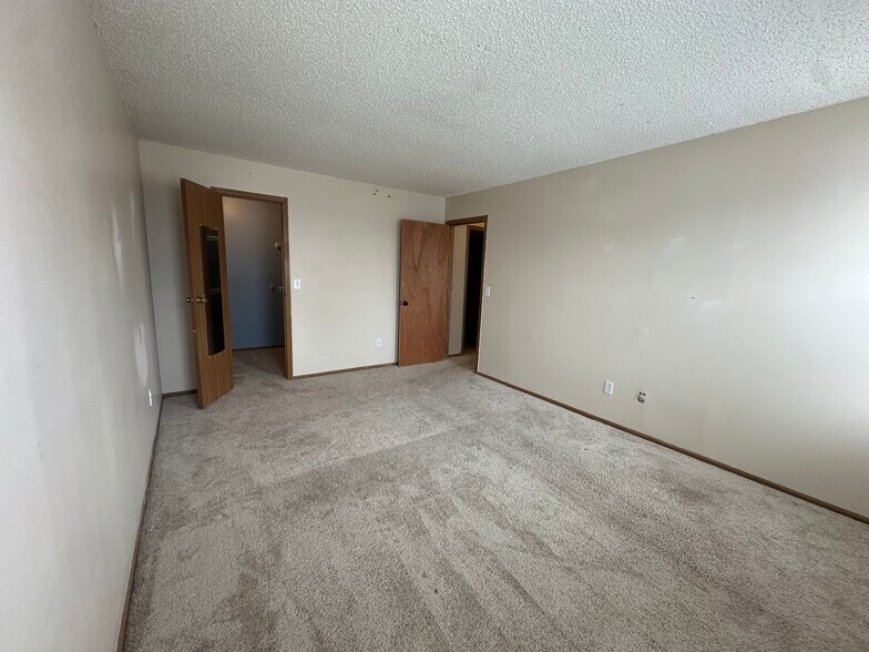 Building Photo - 5336 Bonner Dr