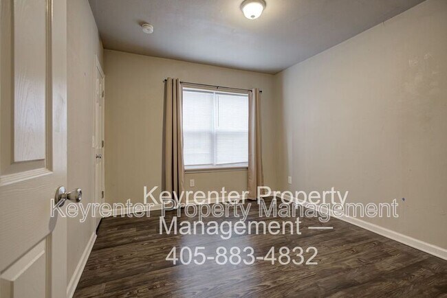 Building Photo - 2325 NW 12th St