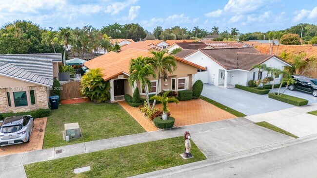 Building Photo - 14590 SW 51st St