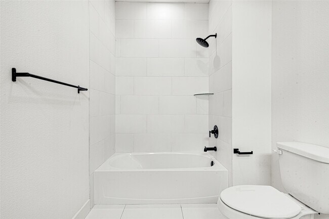 Building Photo - 659 Rd 5846