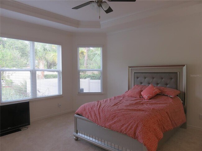 Building Photo - 8811 Citrus Palm Dr