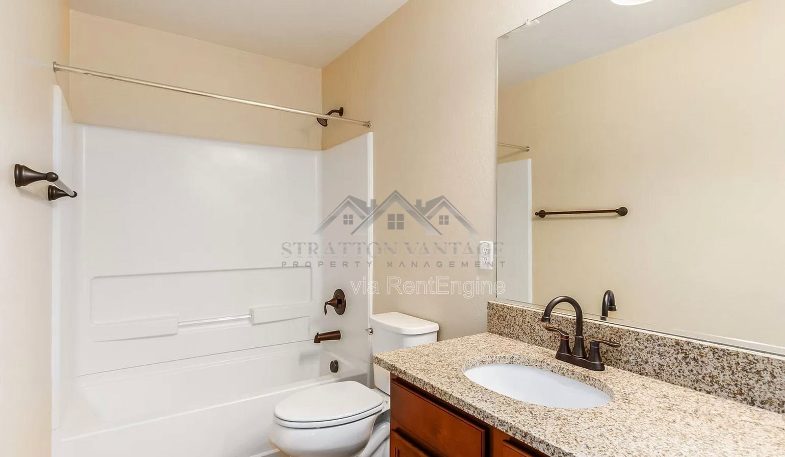 Building Photo - 2873 E Binner Dr
