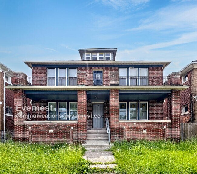 Primary Photo - 3759 Atkinson St