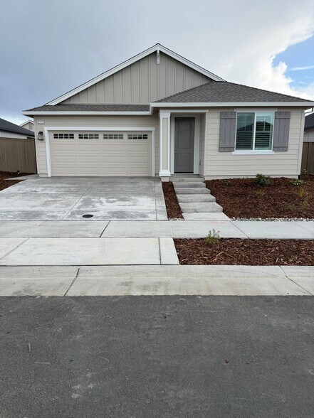 Building Photo - 2777 Compile Wy