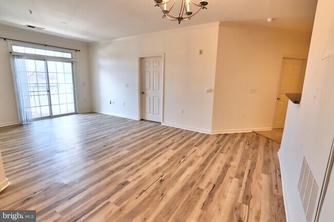 Building Photo - 21216 McFadden Square