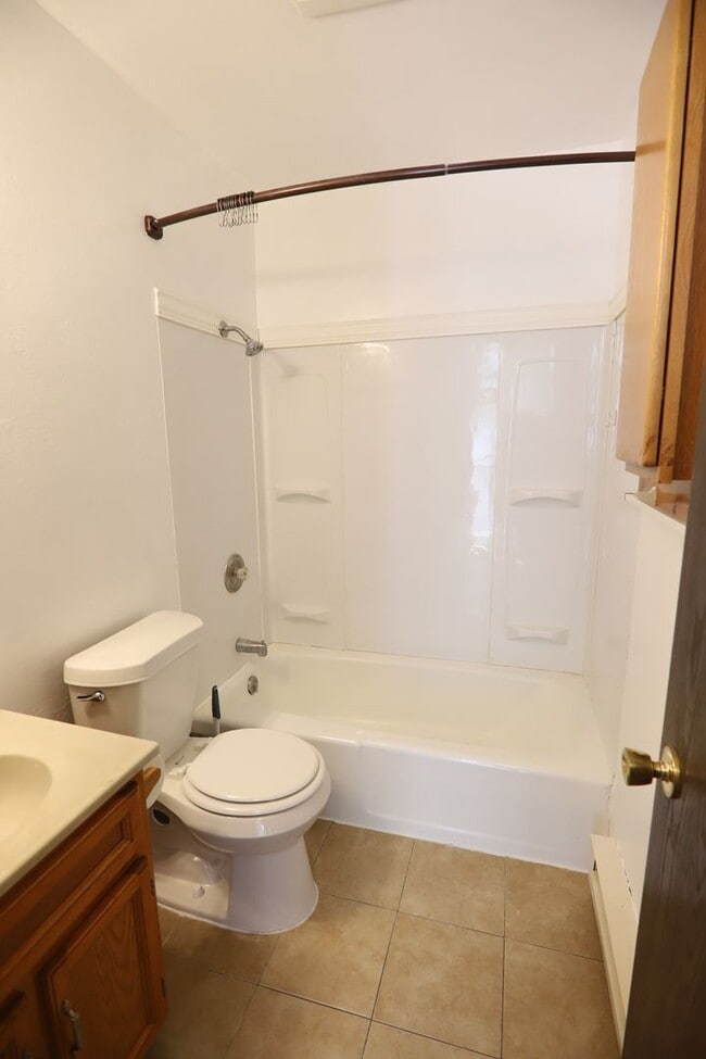 Building Photo - Malstrom 713