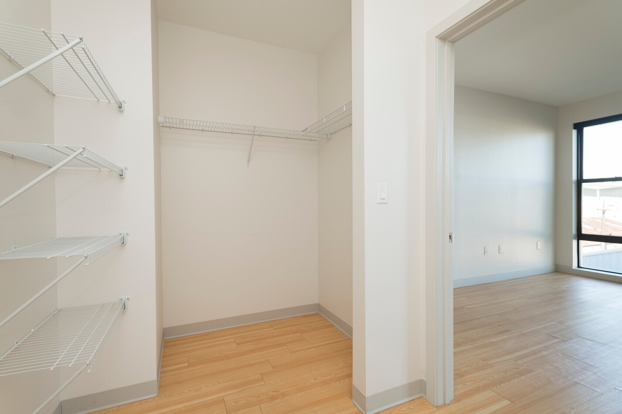 Building Photo - 320 D St