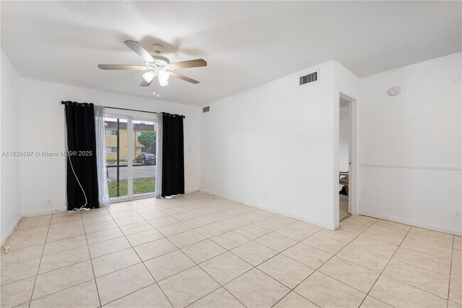 Building Photo - 2912 NW 55th Ave