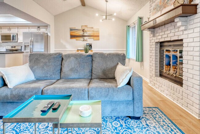 Building Photo - 3204 Cardinal Creek Cir