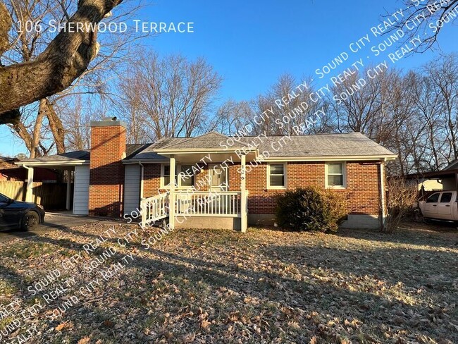 Building Photo - Brick ranch home on cul-de-sac!! Fenced in...