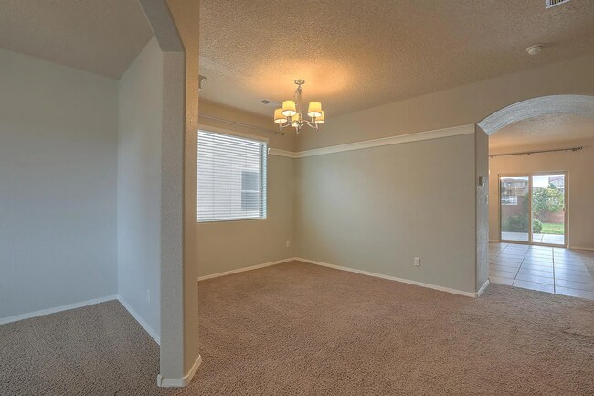 Building Photo - 3Bedroom, 2.5 Bath, 2 Story, 2 Car Garage 2,591 Sq Ft Home located on the Westside of Albuquerque.