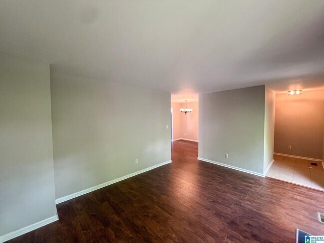 Building Photo - 2417 Eagle Ct