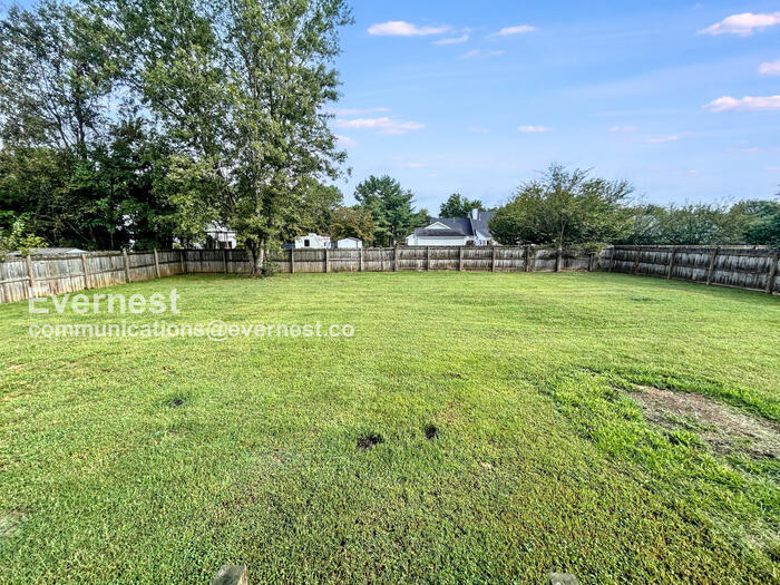 Building Photo - 405 Pleasant Run Rd