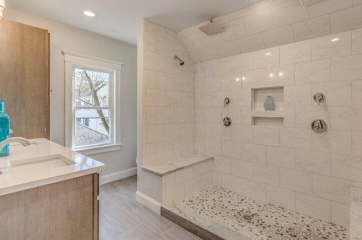 Building Photo - 107 Warren St