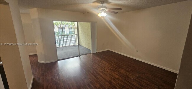 Building Photo - 16203 Glenmoor Dr
