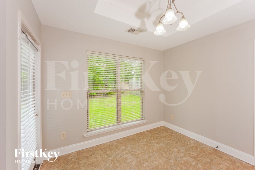 Building Photo - 1114 Emerald Ridge Dr