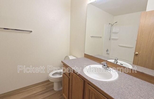 Building Photo - 2122 Tidepool Pl E