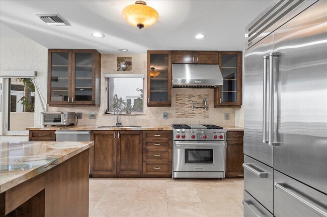 Building Photo - 1421 Ponce de Leon Dr