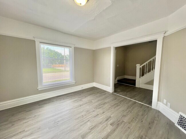 Building Photo - 812 Woodward Ave