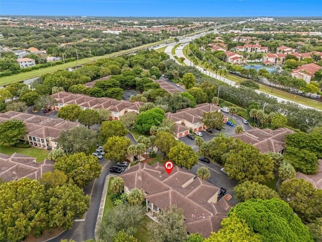 Building Photo - 2464 Centergate Dr