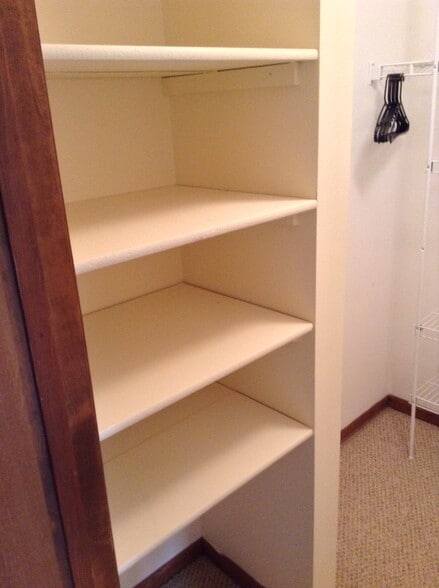 walk in closet shelves - 38 Whispering Pines Rd