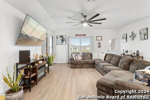 Primary Photo - 2918 Shore Lark