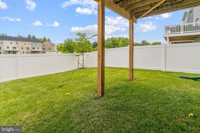 Building Photo - 336 Pemberton Park Ln