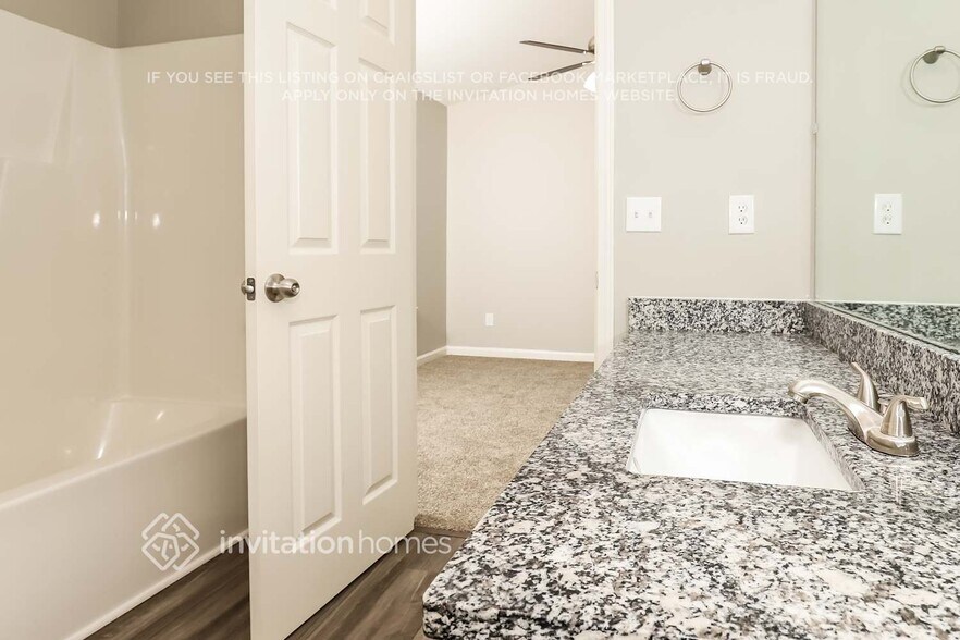 Building Photo - 4210 Whitfield Rd