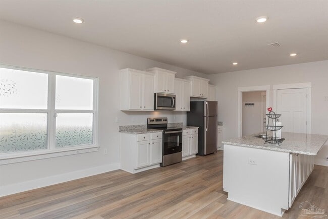 Building Photo - 10629 Davenport Lp