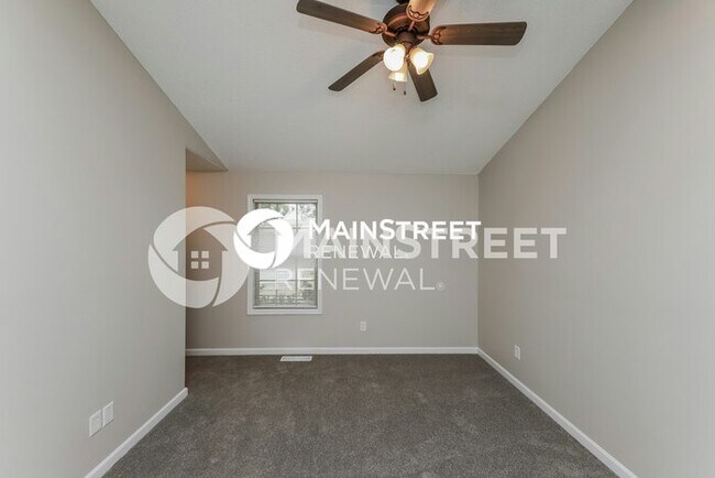 Building Photo - 2 Bedroom Pet-Friendly Home in Cartersville, GA with Main Street Renewal