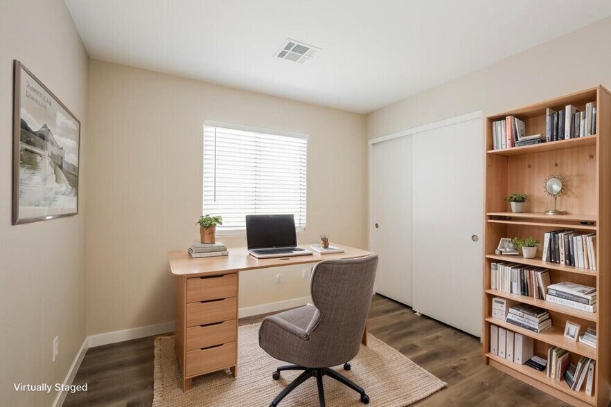 Building Photo - 4929 Whispering Spring Ave