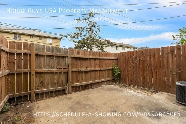 Building Photo - 9426 Reeder Dr