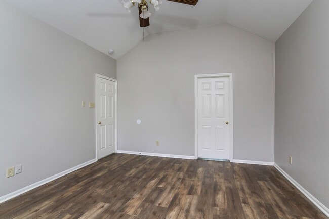 Building Photo - 4434 Echo Falls Dr