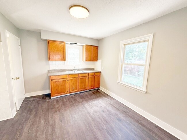 Building Photo - Beautiful 3/1 SFR For rent in Parma