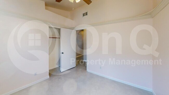 Building Photo - 8771 S Desert Rainbow Dr